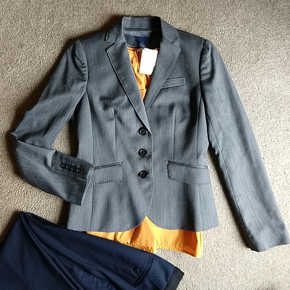 Three-button J. Crew jacket pinstripe super 120s